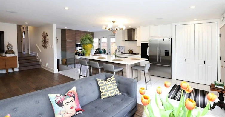 814 Eaglemount Crescent, Mississauga, ON, L5C 1N9 - 5