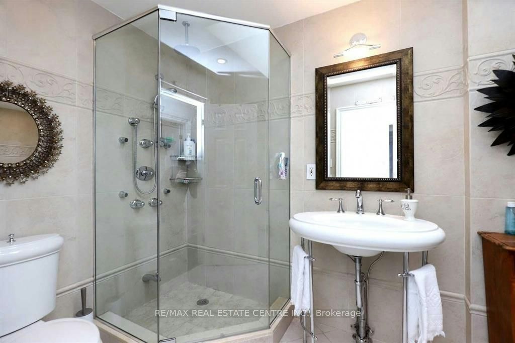 814 Eaglemount Crescent, Mississauga, ON, L5C 1N9 - 17