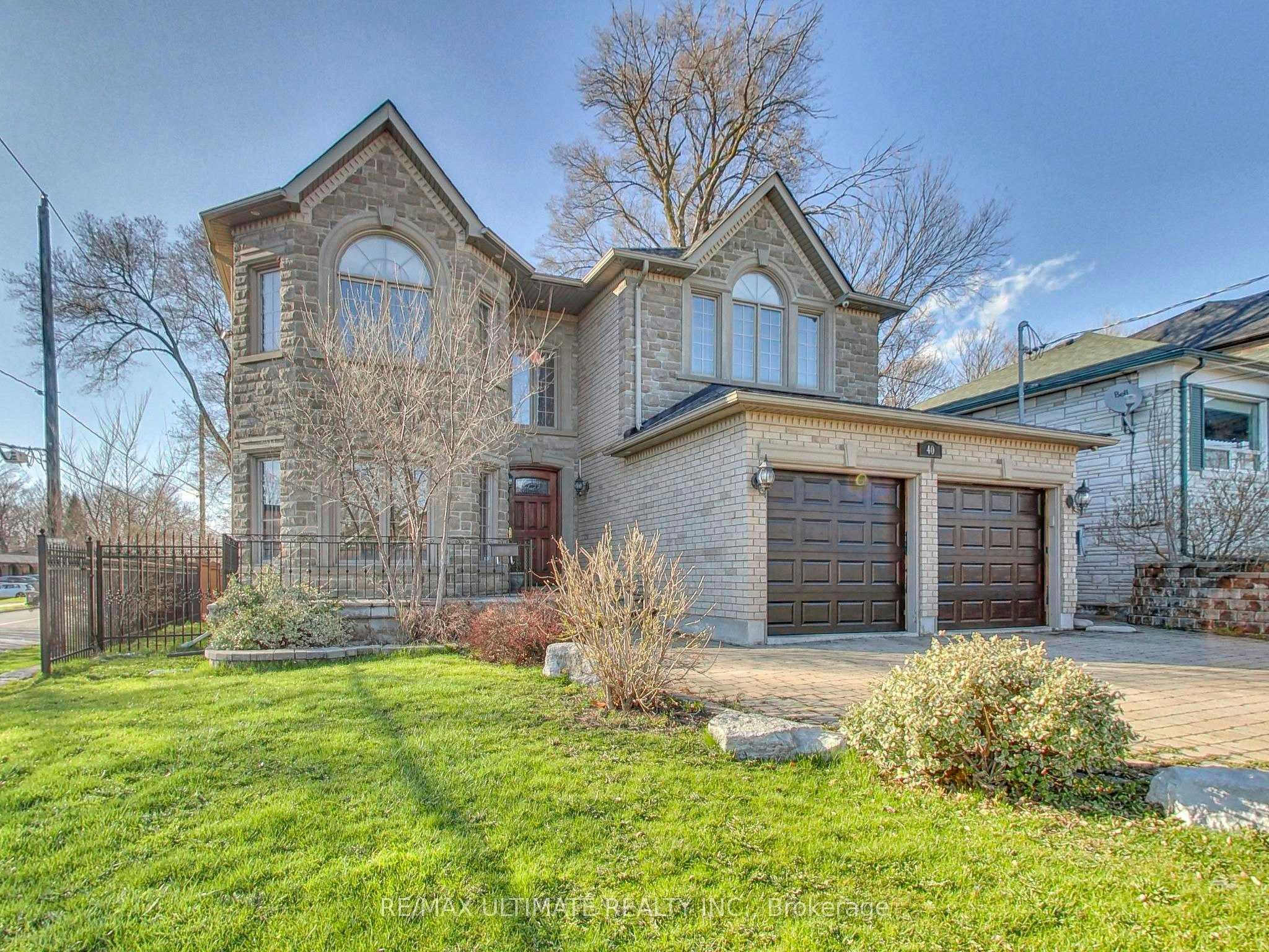 3-40 Harrow Drive, Toronto, ON, M6M 2X3 - 5