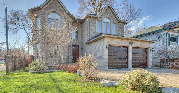 3-40 Harrow Drive, Toronto, ON, M6M 2X3 - 5