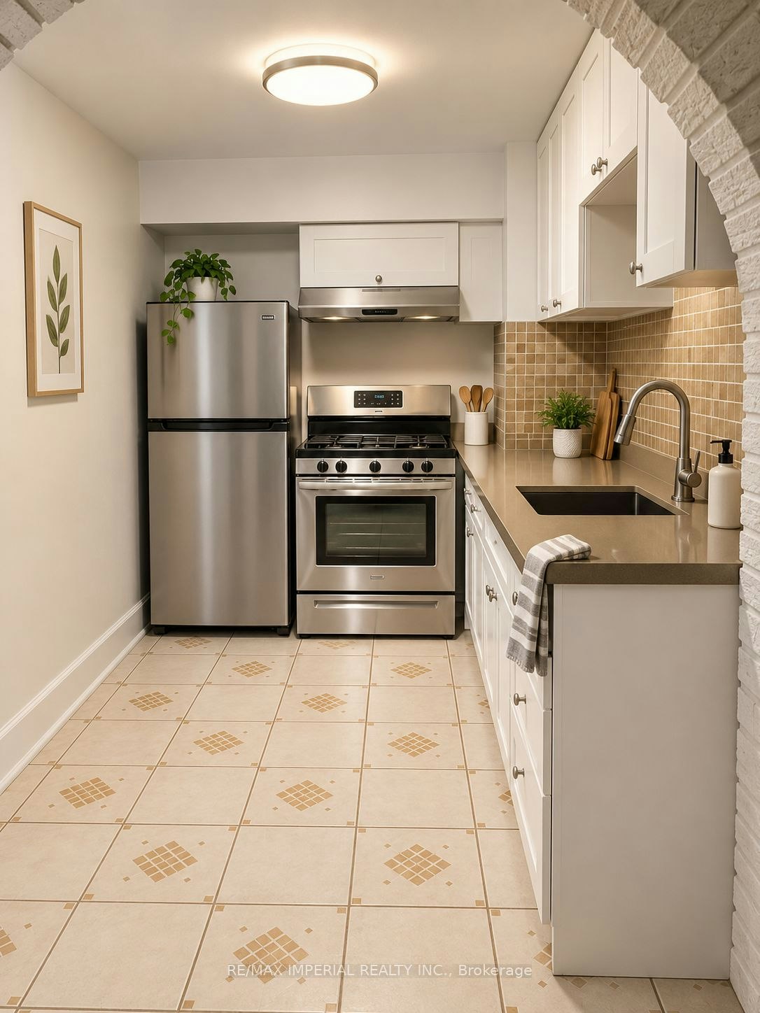 Lower Unit-462 Fergo Avenue, Mississauga, ON, L5B 2J3 - 4