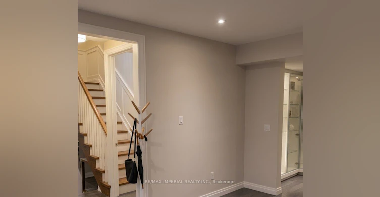 Lower Unit-462 Fergo Avenue, Mississauga, ON, L5B 2J3 - 7