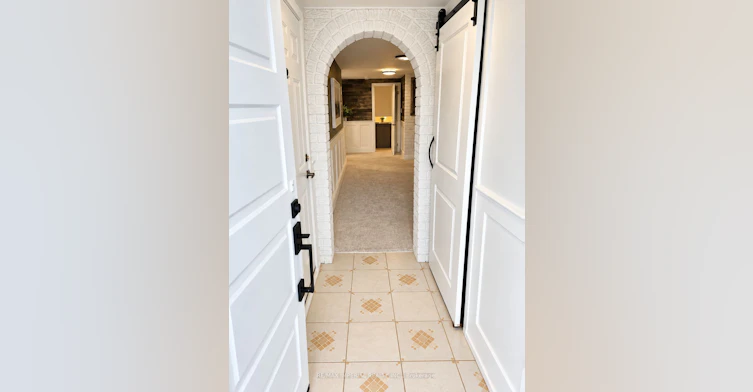 Lower Unit-462 Fergo Avenue, Mississauga, ON, L5B 2J3 - 3