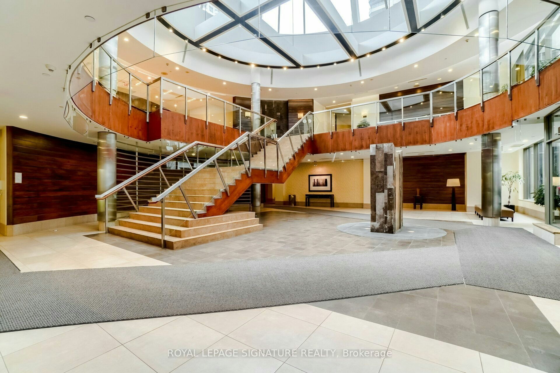 3028-3888 Duke Of York Boulevard, Mississauga, ON, L5B 4P5 - 26