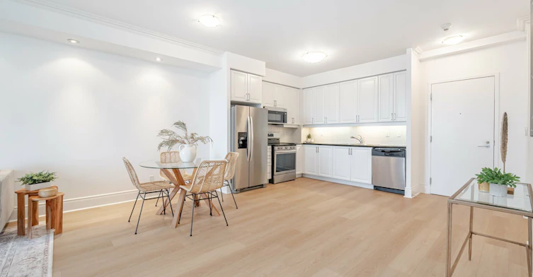 3028-3888 Duke Of York Boulevard, Mississauga, ON, L5B 4P5 - 7
