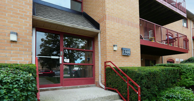 812-1508 Pilgrims Way, Oakville, ON, L6M 3H1 - 22