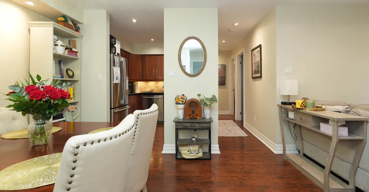 812-1508 Pilgrims Way, Oakville, ON, L6M 3H1 - 3