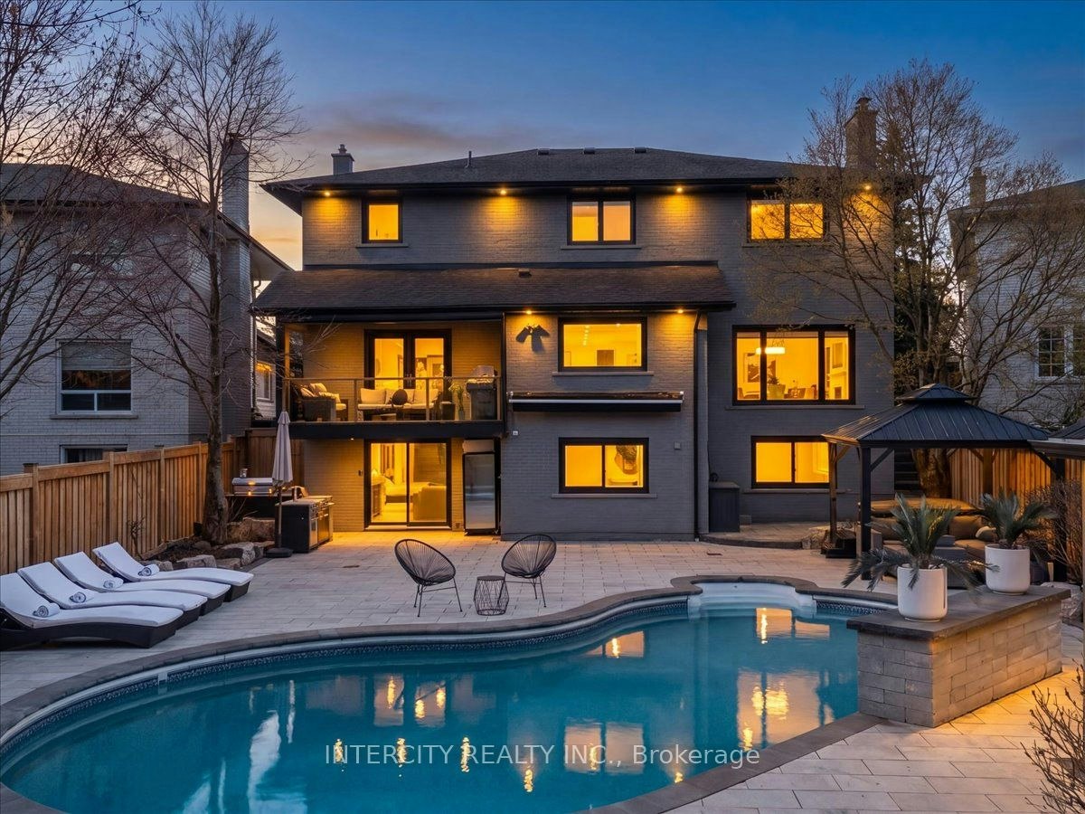 61 Golfwood Heights, Toronto, ON, M9P 3L8 - 4
