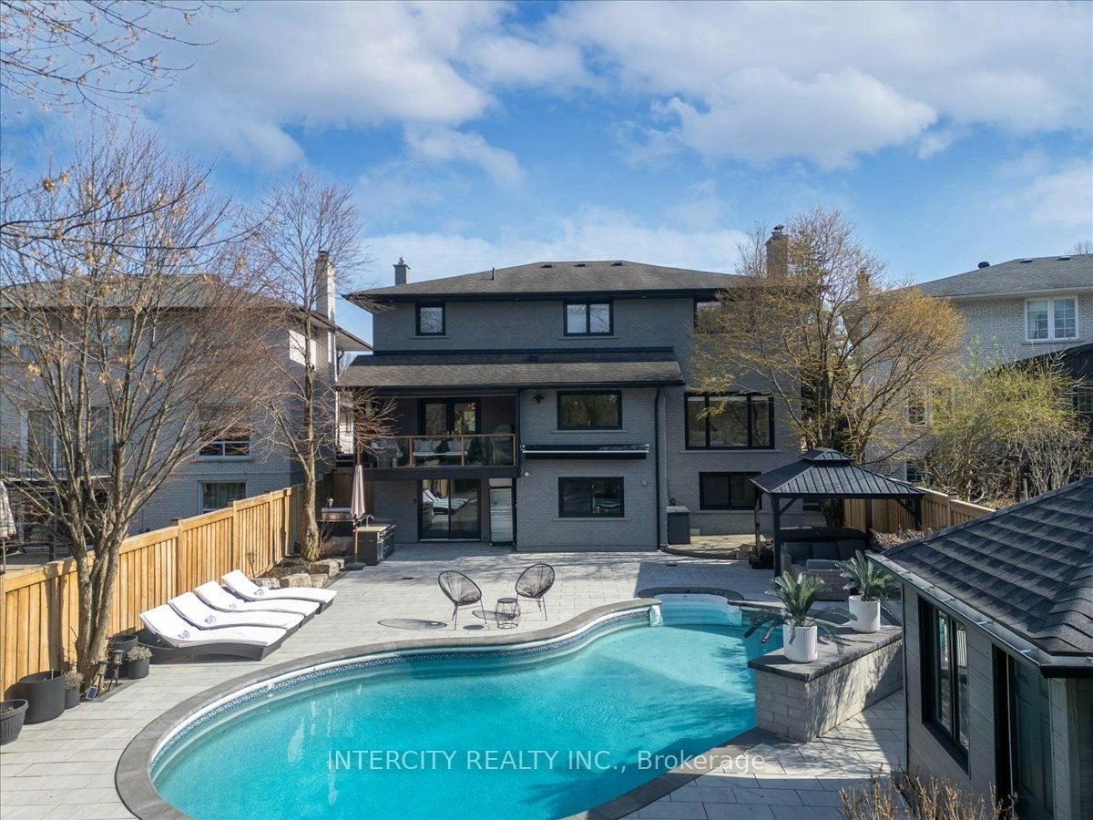 61 Golfwood Heights, Toronto, ON, M9P 3L8 - 47
