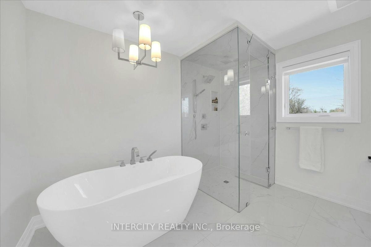 61 Golfwood Heights, Toronto, ON, M9P 3L8 - 30