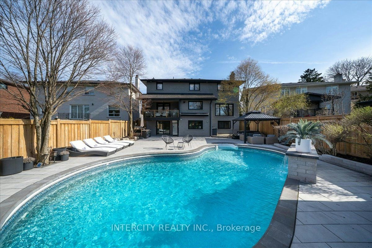 61 Golfwood Heights, Toronto, ON, M9P 3L8 - 50
