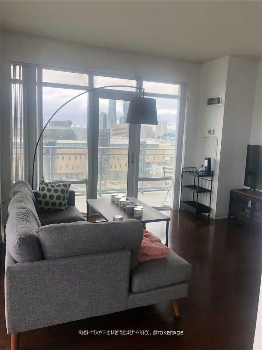 911-360 Square One Drive, Mississauga, ON, L5B 0G7 - 4