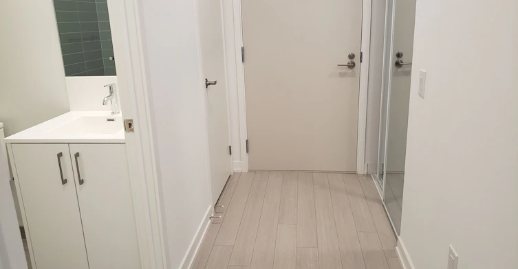 201-4010 Eglinton Avenue W, Toronto, ON, M9A 0G5 - 10