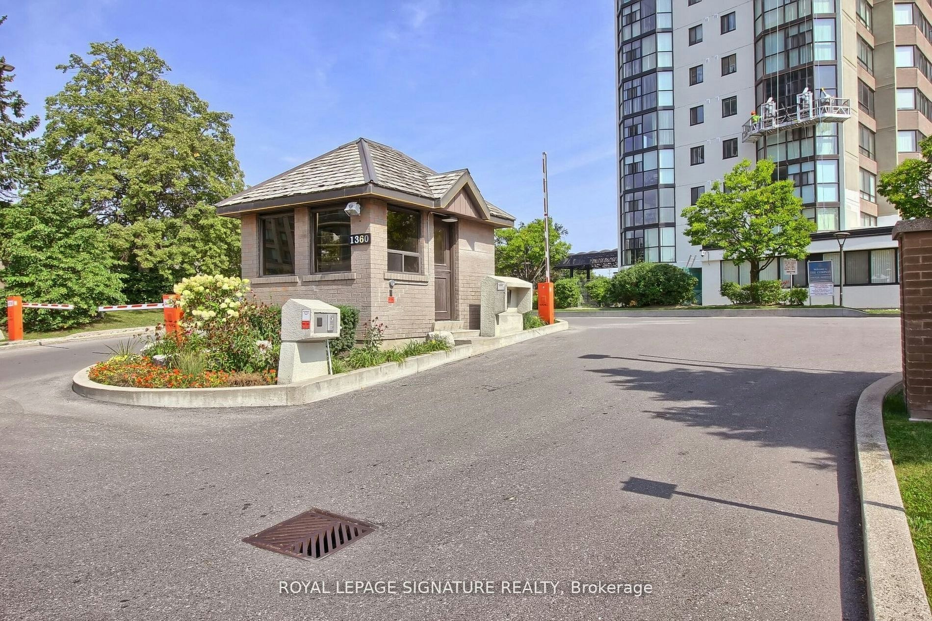 502-1360 Rathburn Road, Mississauga, ON, L4W 4H4 - 3