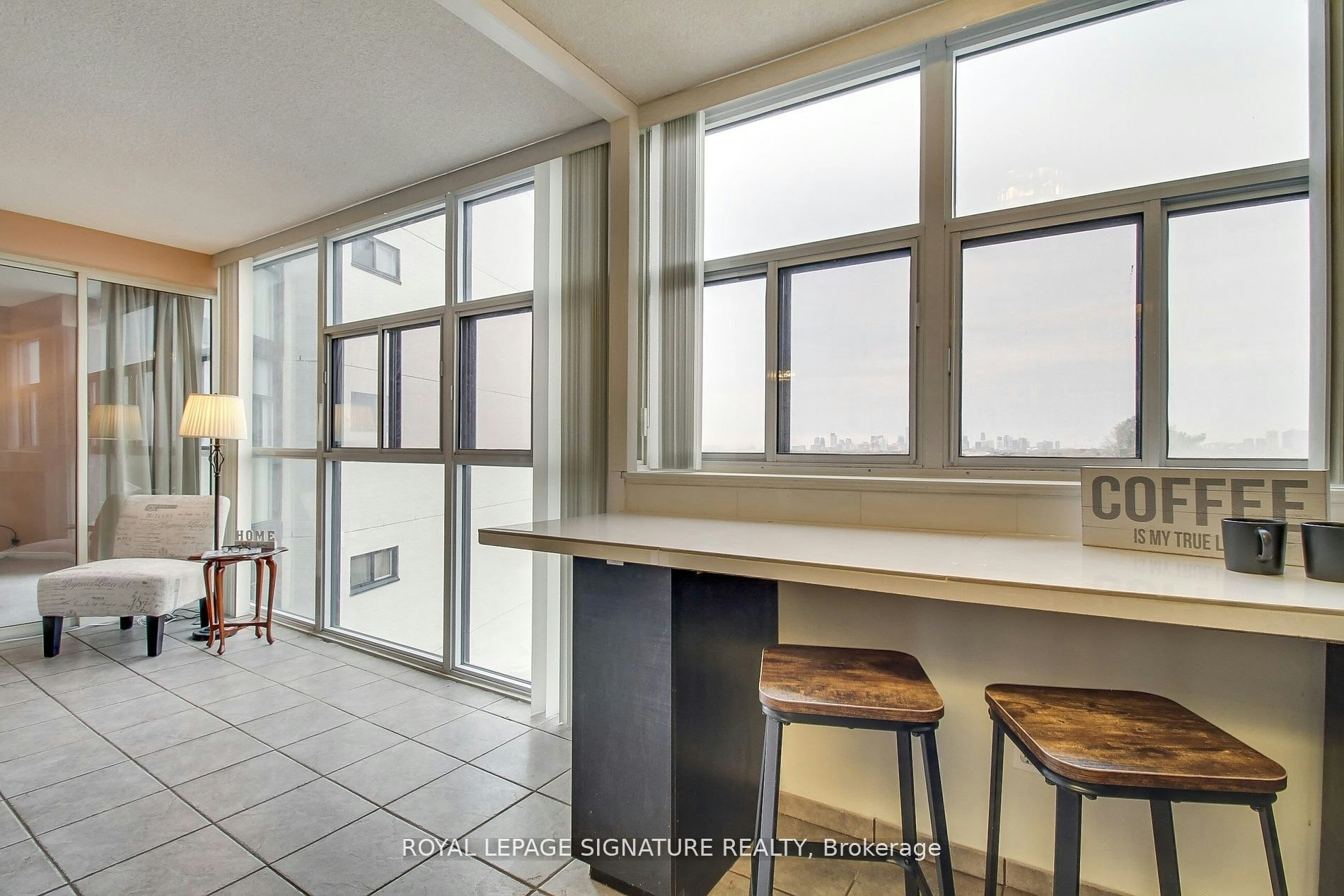 502-1360 Rathburn Road, Mississauga, ON, L4W 4H4 - 16