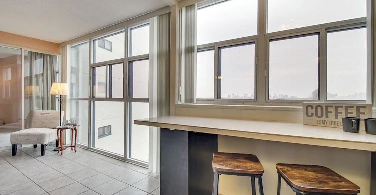 502-1360 Rathburn Road, Mississauga, ON, L4W 4H4 - 16