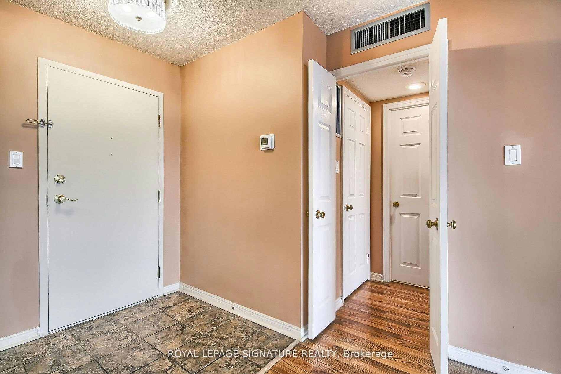 502-1360 Rathburn Road, Mississauga, ON, L4W 4H4 - 24