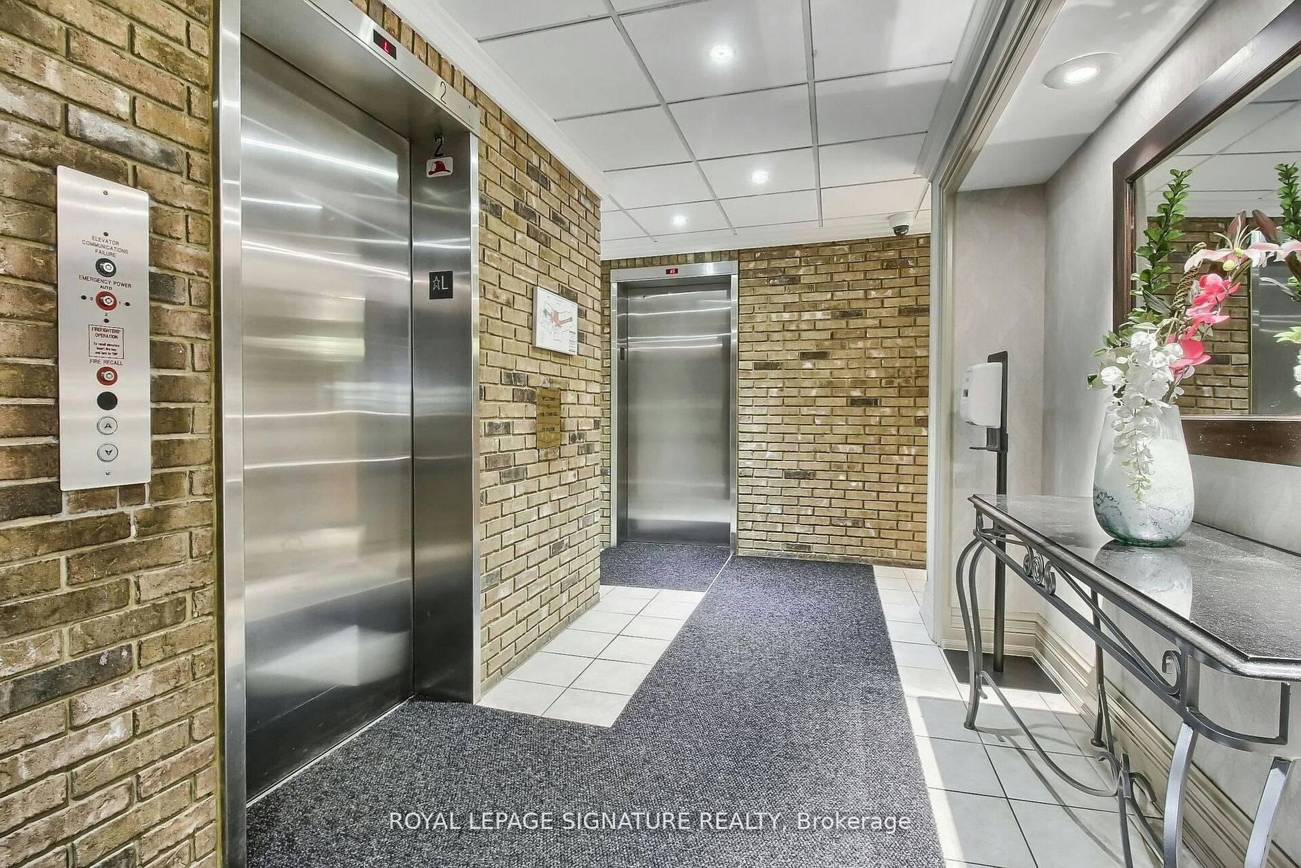 502-1360 Rathburn Road, Mississauga, ON, L4W 4H4 - 6