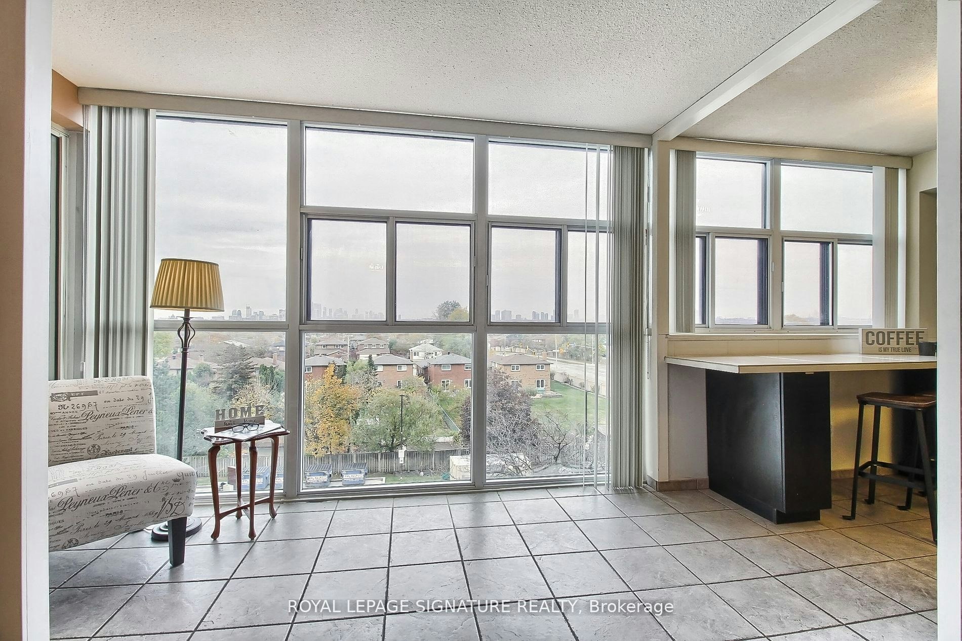 502-1360 Rathburn Road, Mississauga, ON, L4W 4H4 - 23