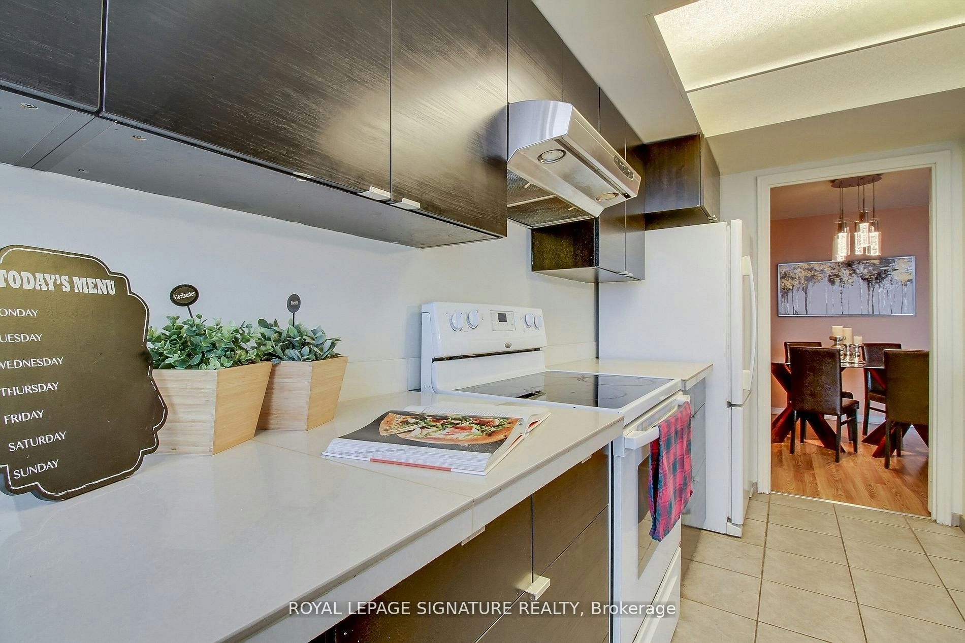 502-1360 Rathburn Road, Mississauga, ON, L4W 4H4 - 15