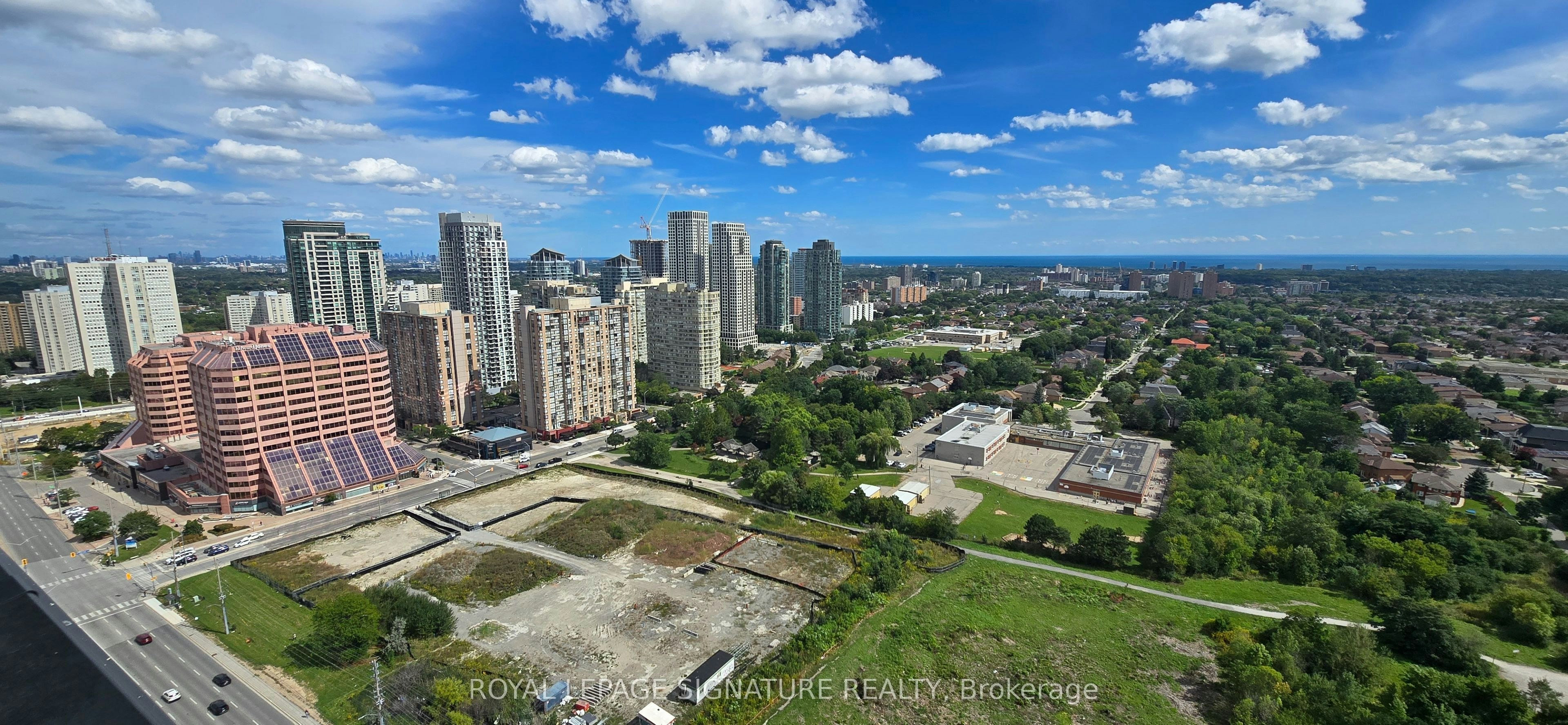 2604-4015 The Exchange N/A, Mississauga, ON, L5B 0N9 - 9