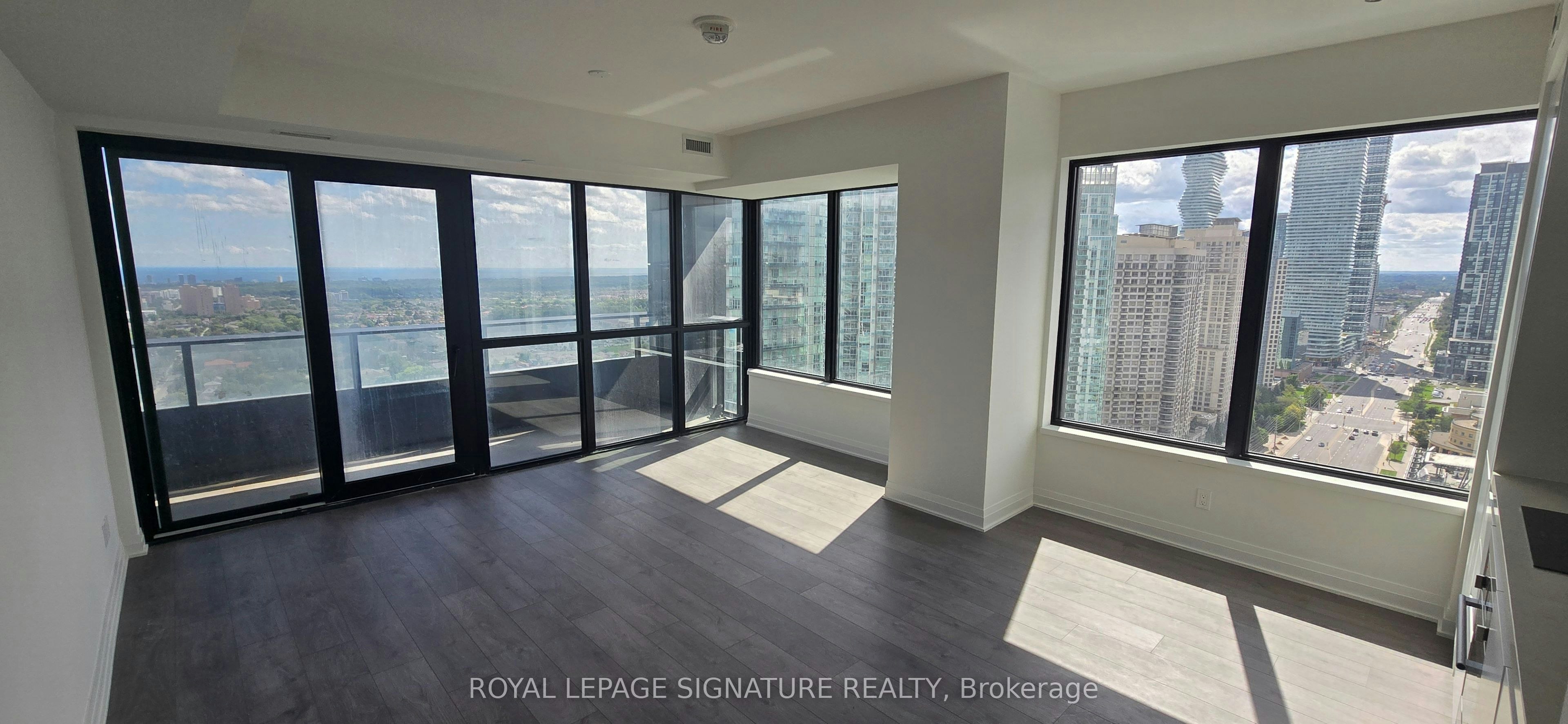 2604-4015 The Exchange N/A, Mississauga, ON, L5B 0N9 - 2