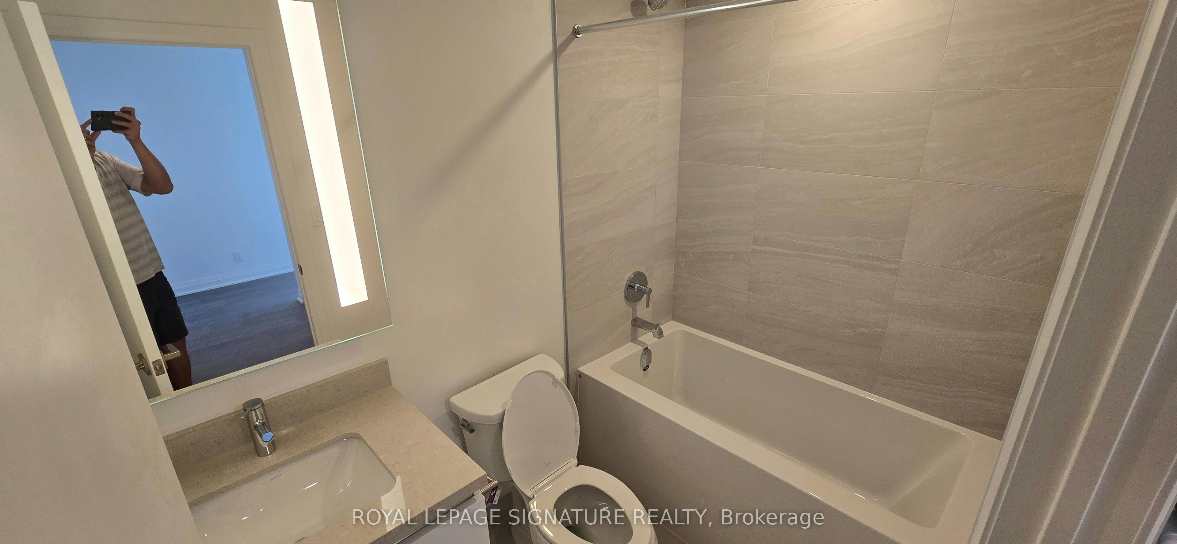 2604-4015 The Exchange N/A, Mississauga, ON, L5B 0N9 - 7