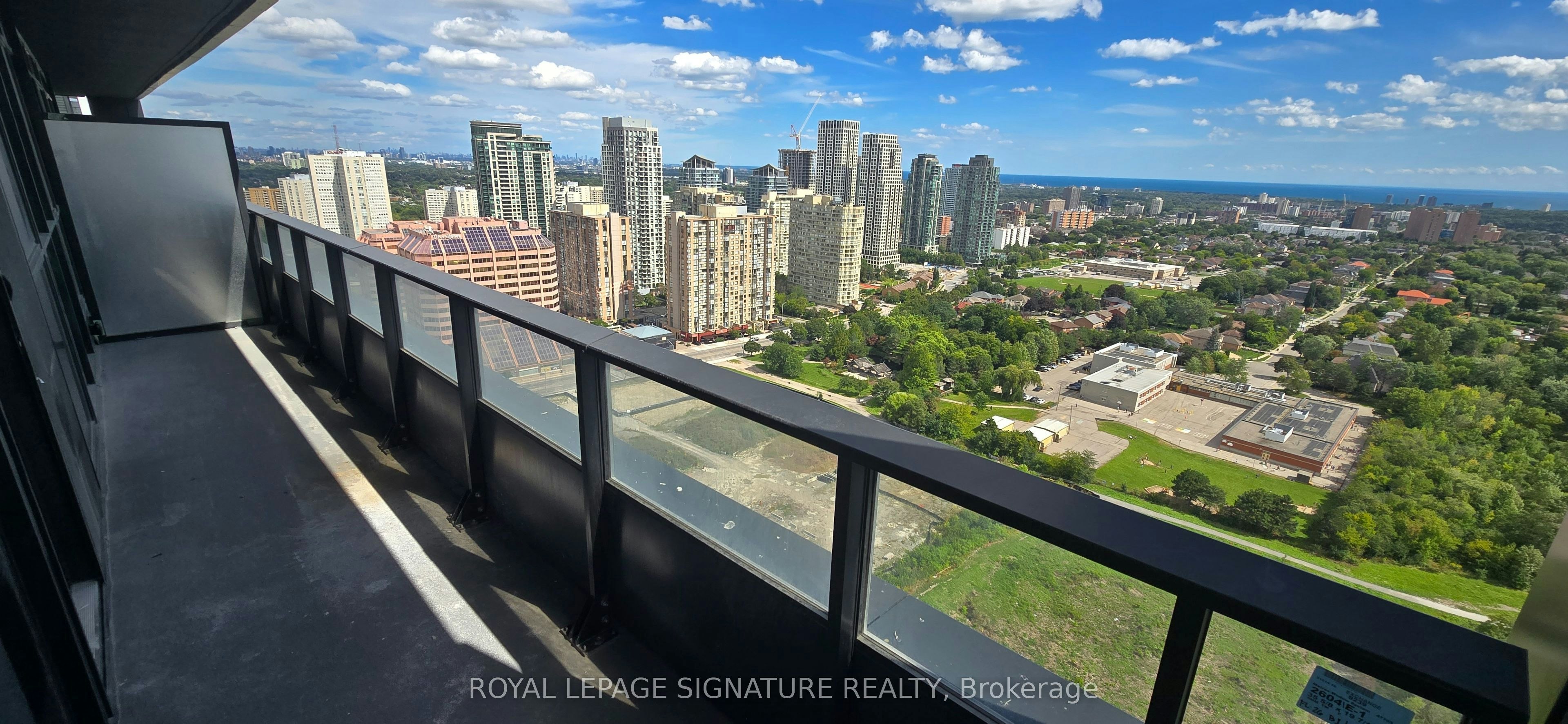 2604-4015 The Exchange N/A, Mississauga, ON, L5B 0N9 - 10