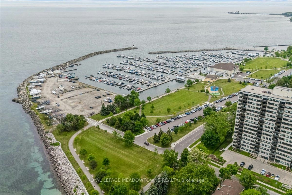 1601-2263 Marine Drive, Oakville, ON, L6L 5K1