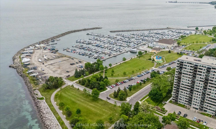 1601-2263 Marine Drive