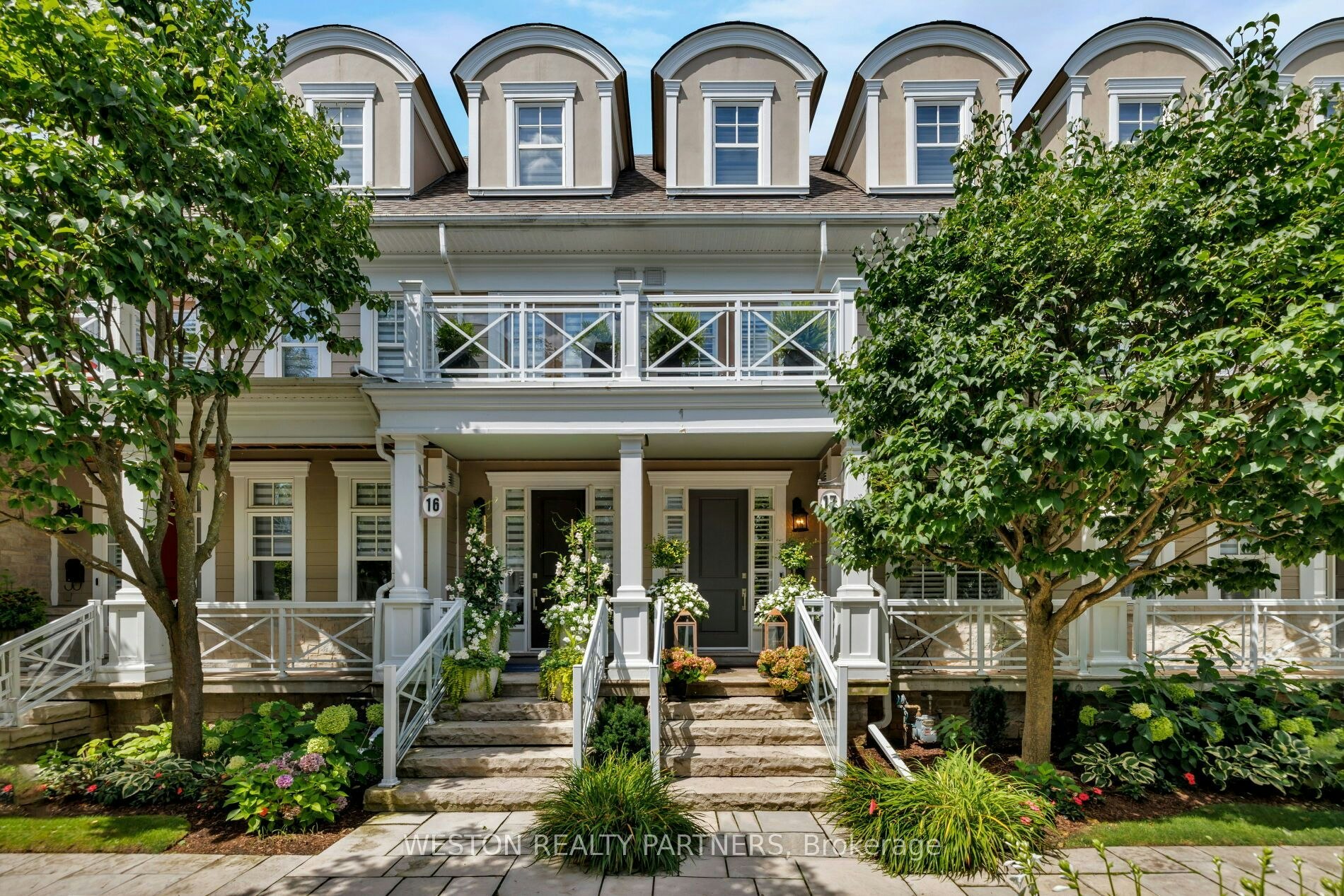 17-2369 Ontario Street, Oakville, ON, L6L 1A6
