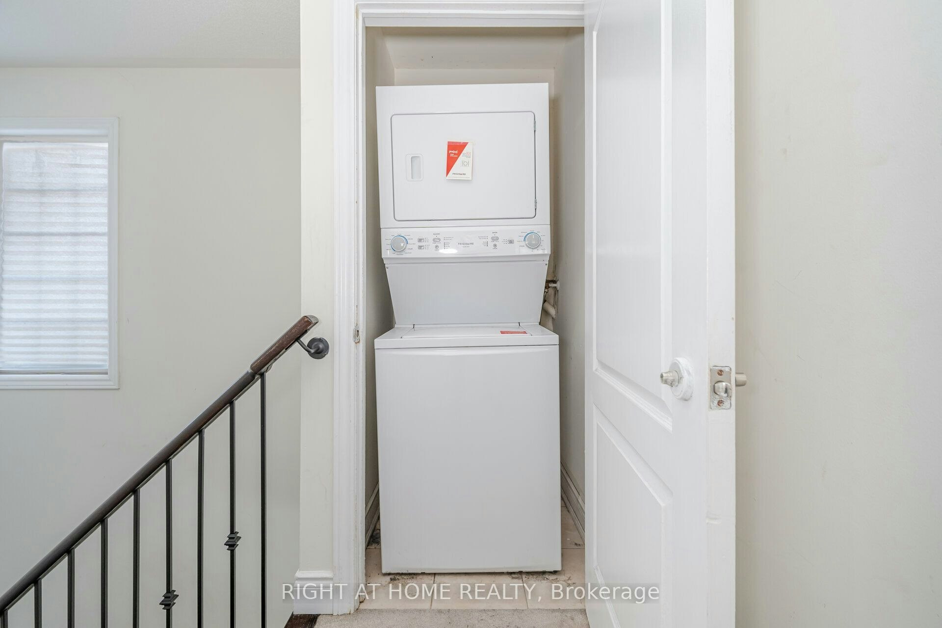 7160 Triumph Lane, Mississauga, ON, L5N 0C5 - 26