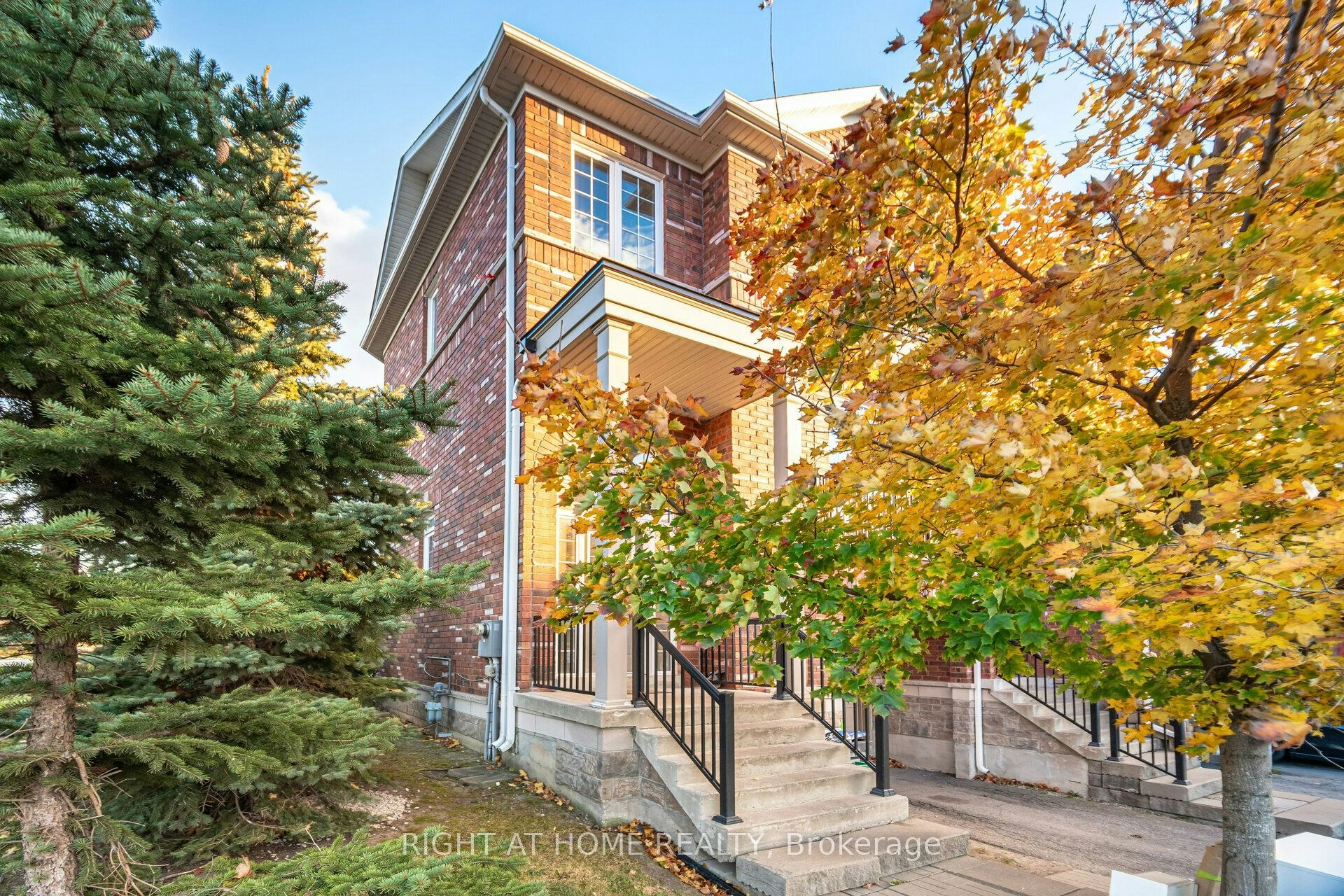 7160 Triumph Lane, Mississauga, ON, L5N 0C5