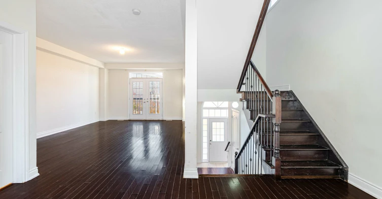 7160 Triumph Lane, Mississauga, ON, L5N 0C5 - 5