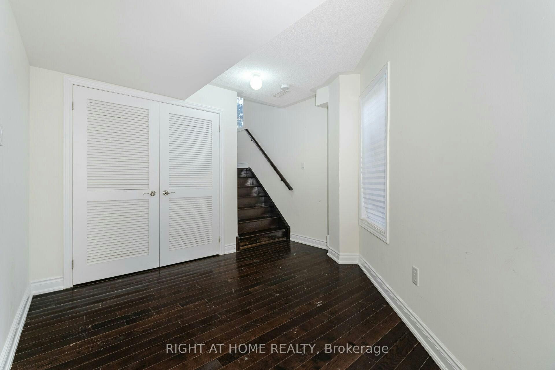 7160 Triumph Lane, Mississauga, ON, L5N 0C5 - 27