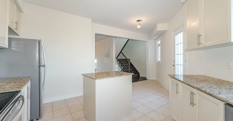 7160 Triumph Lane, Mississauga, ON, L5N 0C5 - 12