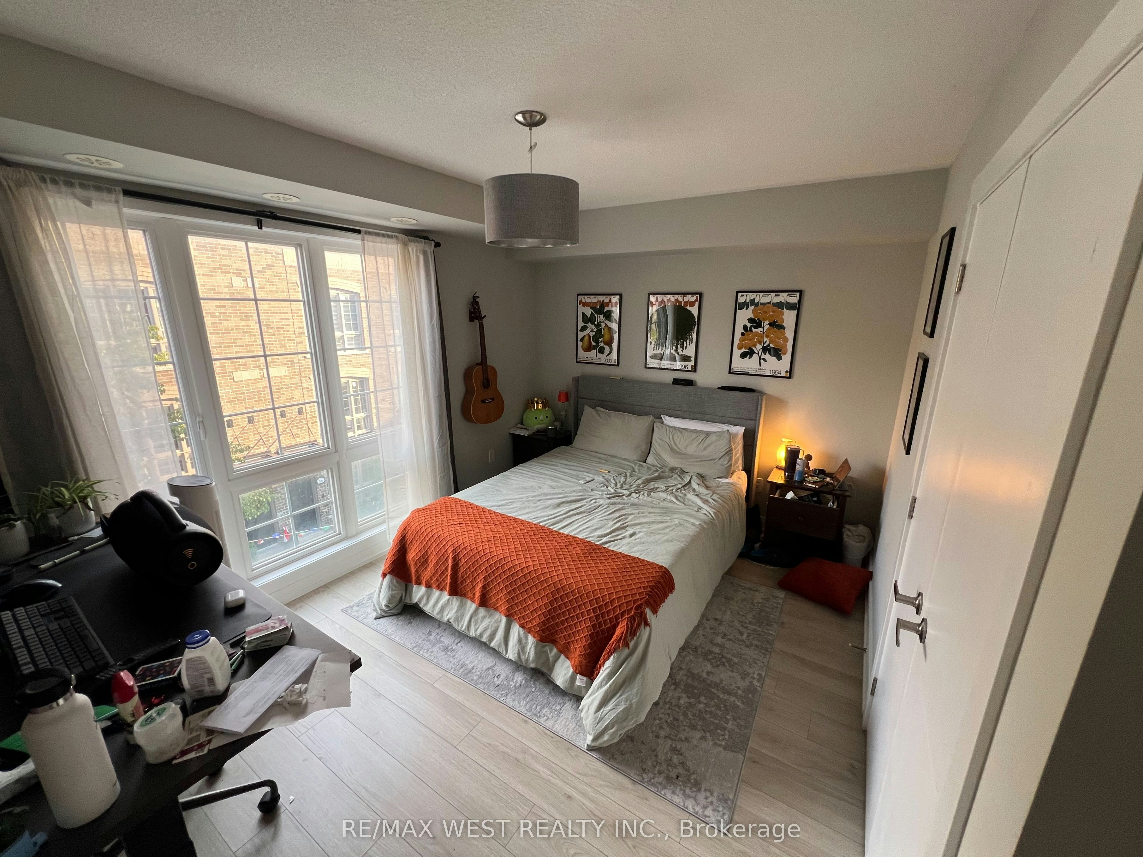 52-3 Elsie Lane S, Toronto, ON, M6P 0B8 - 9