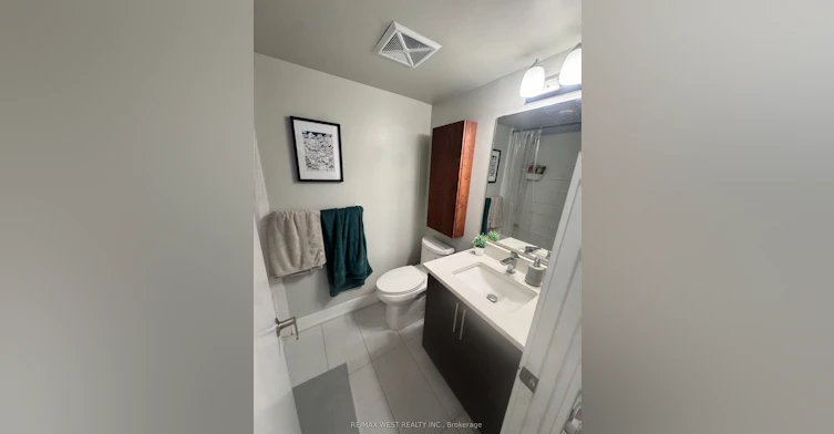 52-3 Elsie Lane S, Toronto, ON, M6P 0B8 - 7