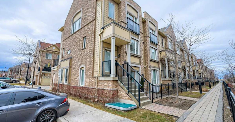 12-3100 Boxford Crescent, Mississauga, ON, L5M 0P4 - 3