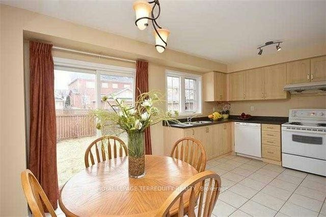 3467 Southwick Street, Mississauga, ON, L5M 7L4 - 7