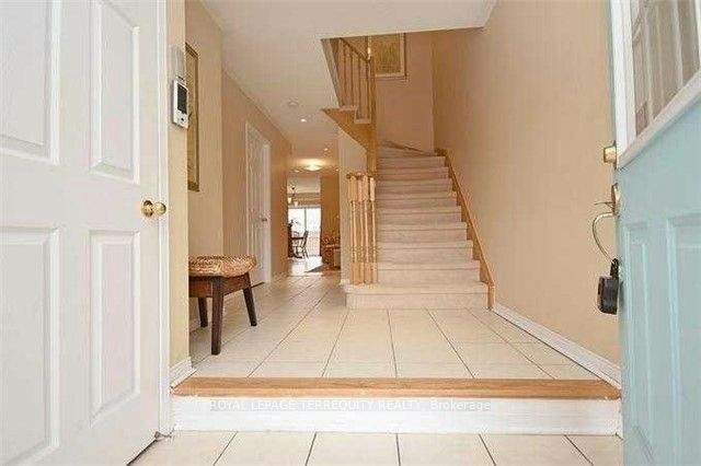 3467 Southwick Street, Mississauga, ON, L5M 7L4 - 2