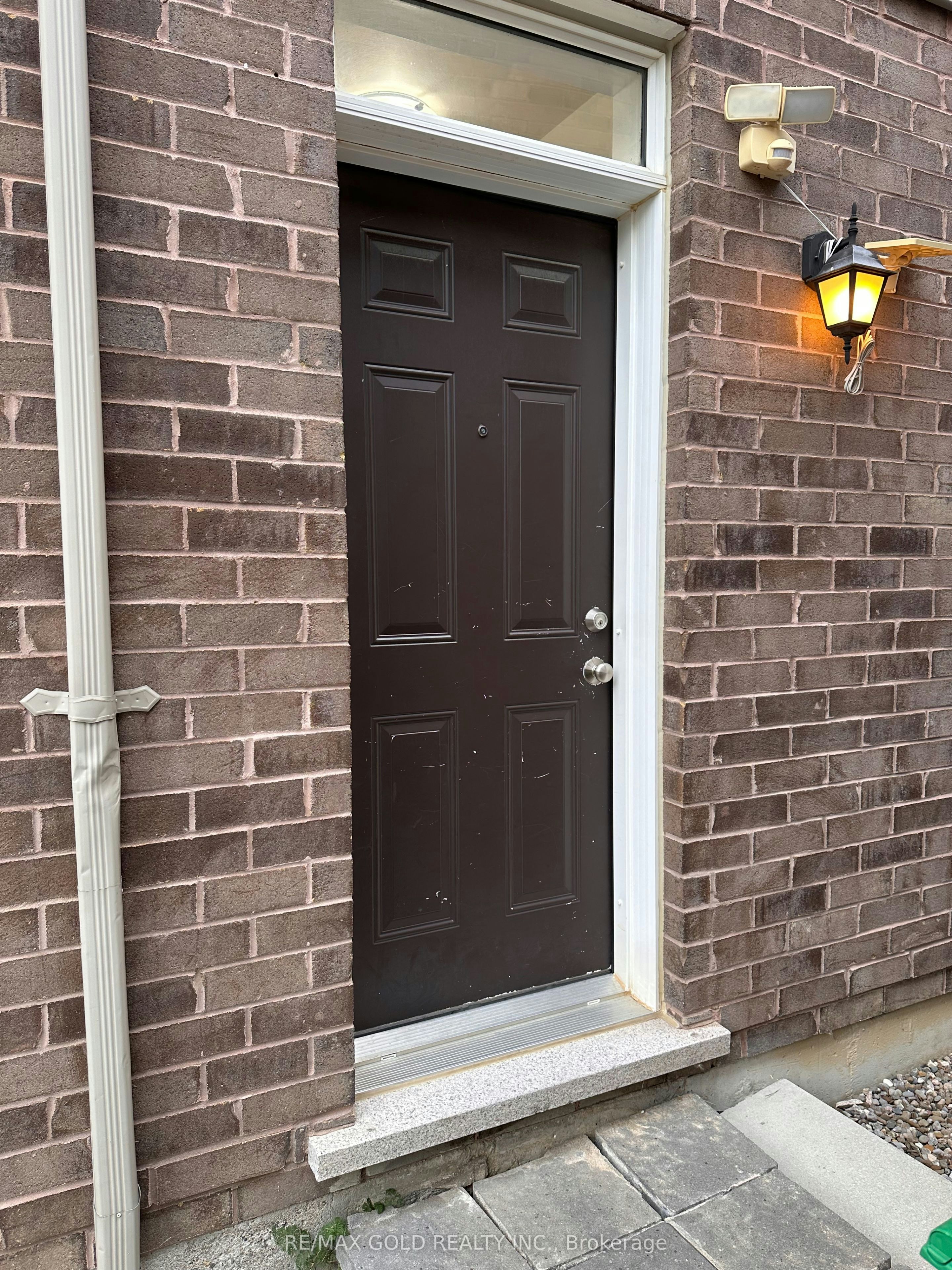 41 Callandar Road, Brampton, ON, L7A 0H1 - 2