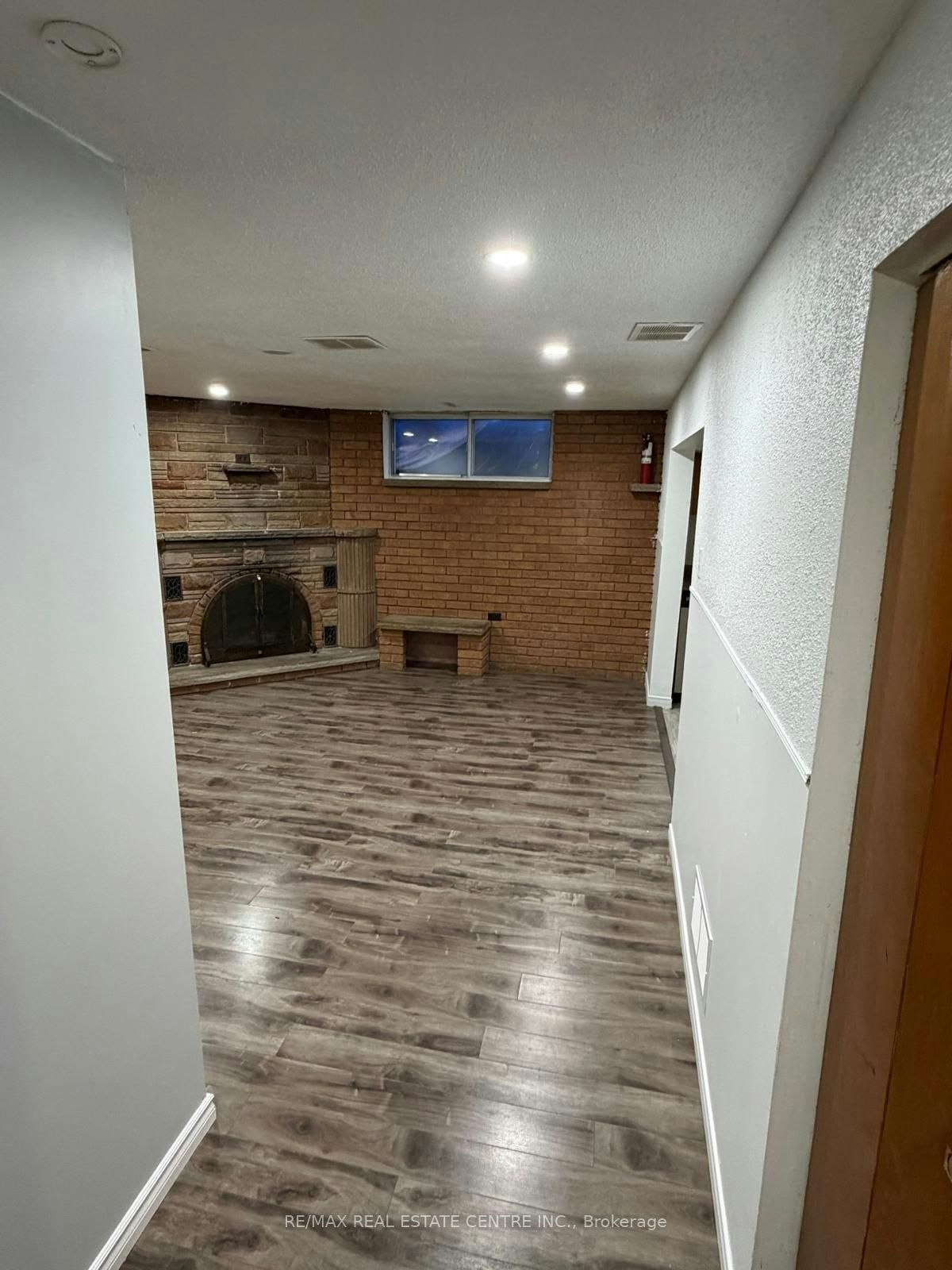 BSMT-33 Prouse Drive, Brampton, ON, L6V 3A3 - 8