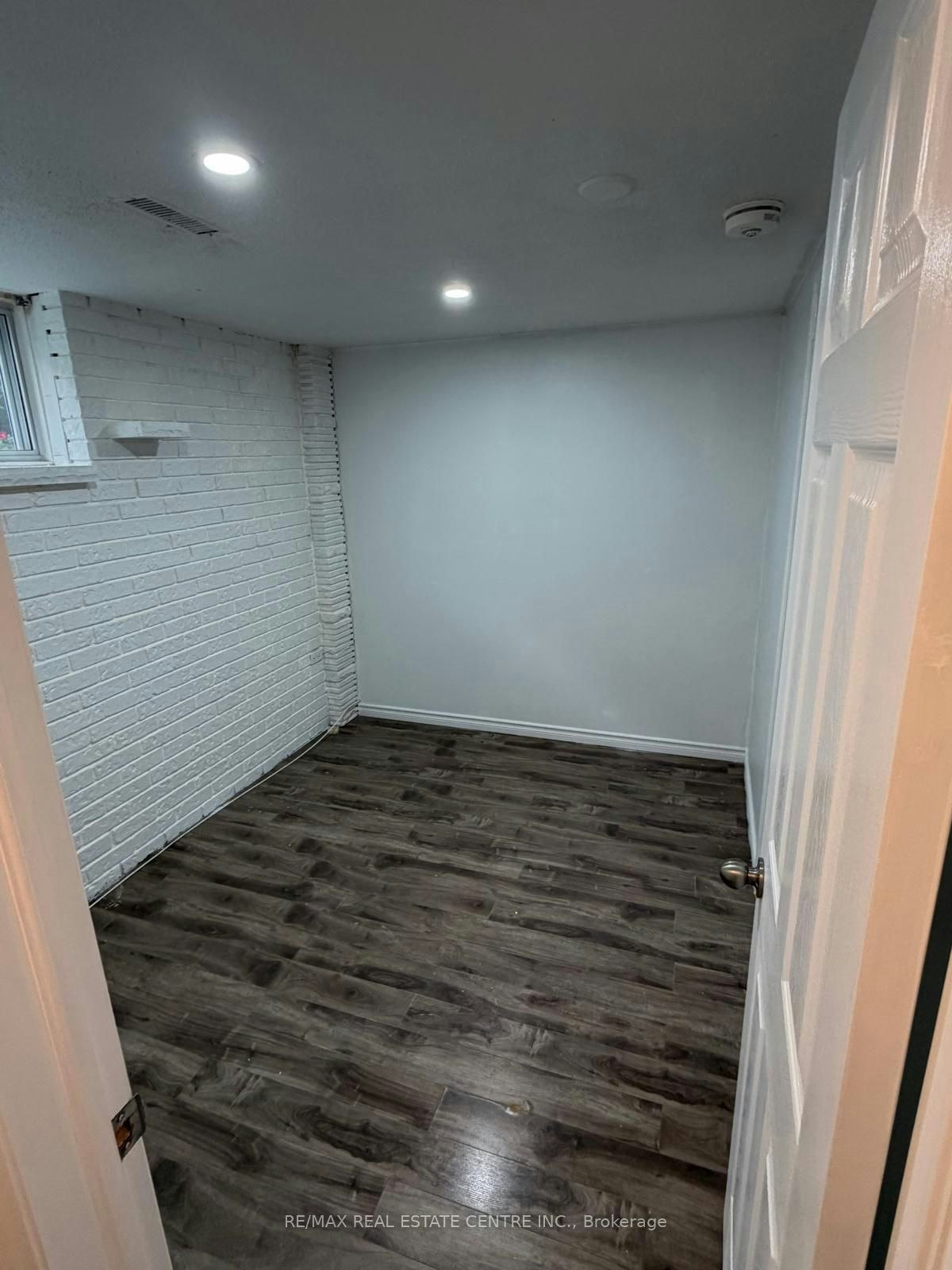 BSMT-33 Prouse Drive, Brampton, ON, L6V 3A3 - 9