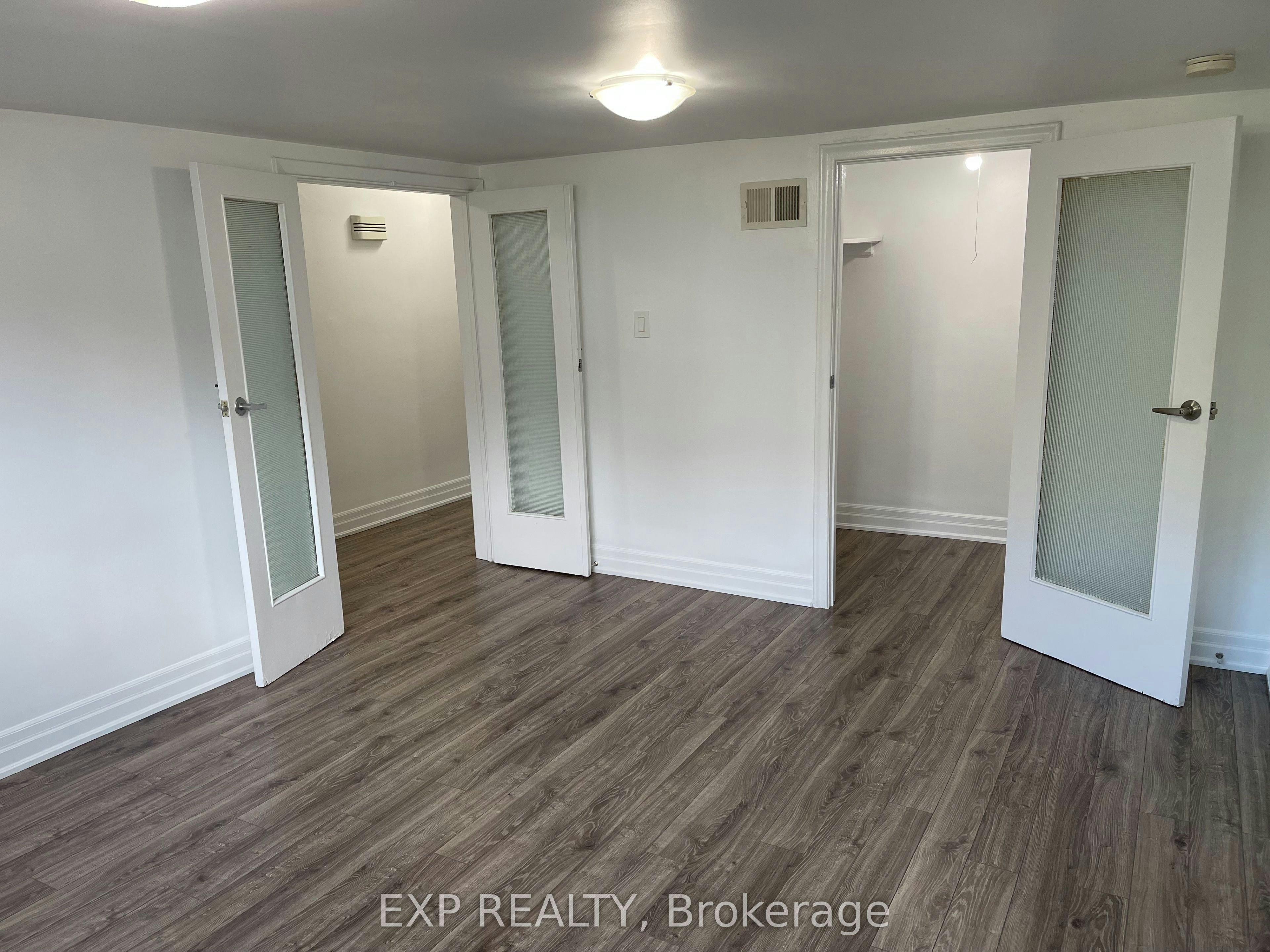 41 Bloem Avenue, Toronto, ON, M6E 1S2 - 13