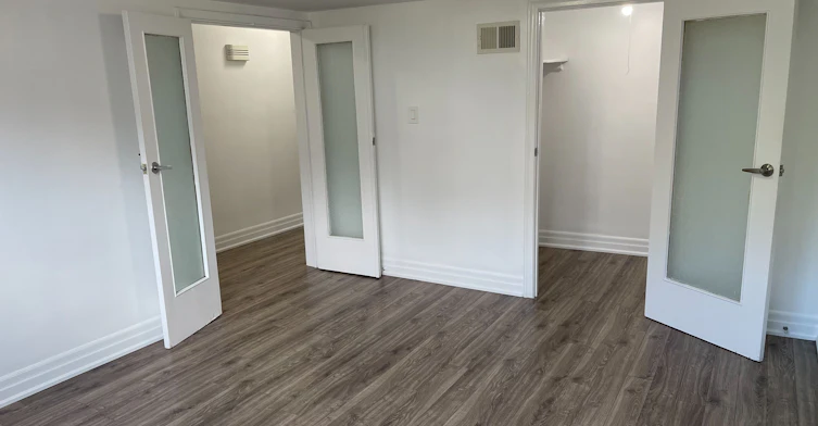 41 Bloem Avenue, Toronto, ON, M6E 1S2 - 13