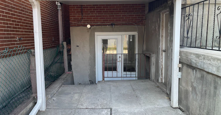 41 Bloem Avenue, Toronto, ON, M6E 1S2 - 26