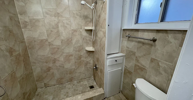 41 Bloem Avenue, Toronto, ON, M6E 1S2 - 10