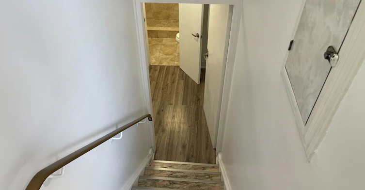 41 Bloem Avenue, Toronto, ON, M6E 1S2 - 9