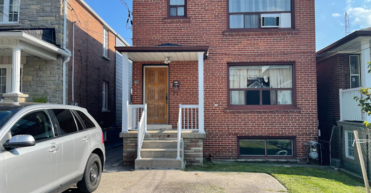 41 Bloem Avenue, Toronto, ON, M6E 1S2